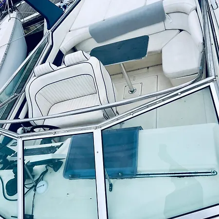 Vina Romance - Romantic Boat In Marina Botel